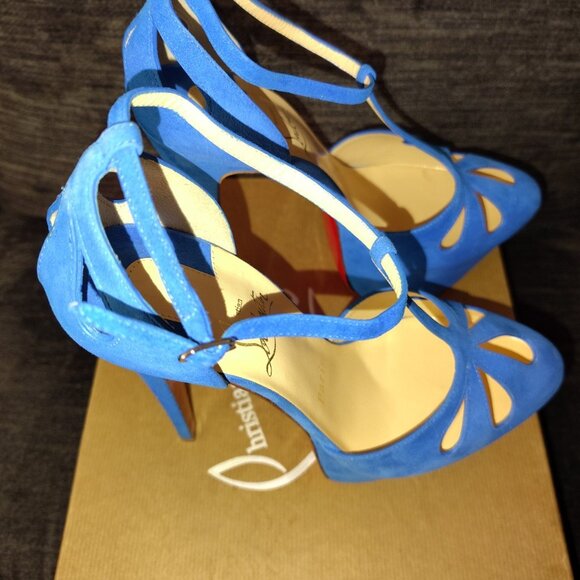 CHRISTIAN LOUBOUTIN Suede Cutout Accent T-Strap Pumps - Picture 16 of 16